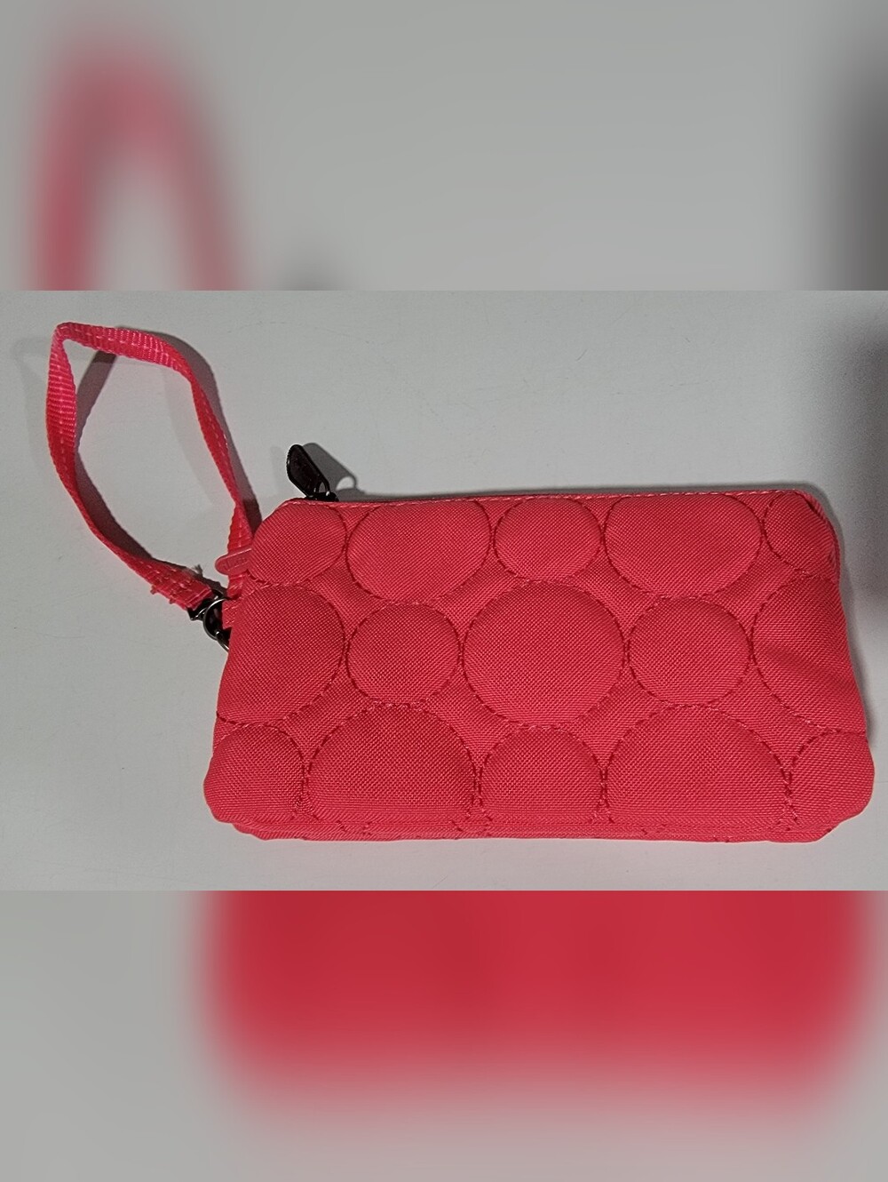 Like New-Vibrant pink Thirty-One's Vary You- Wristlet Pouch